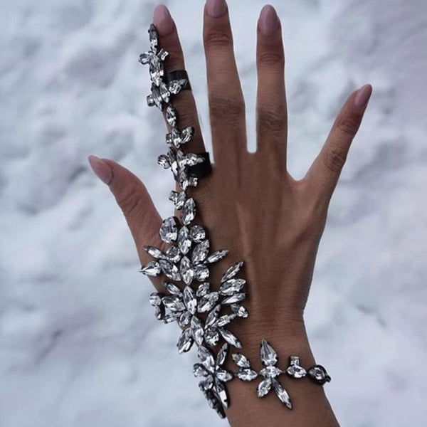Helena Finger Bracelet
